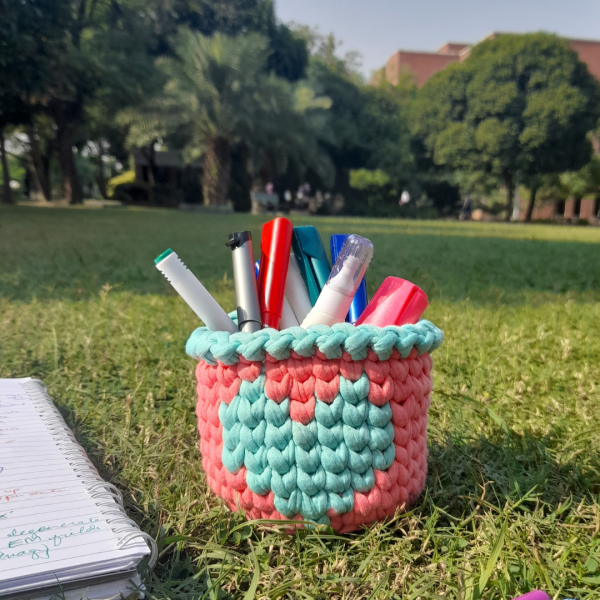 Pixel heart basket