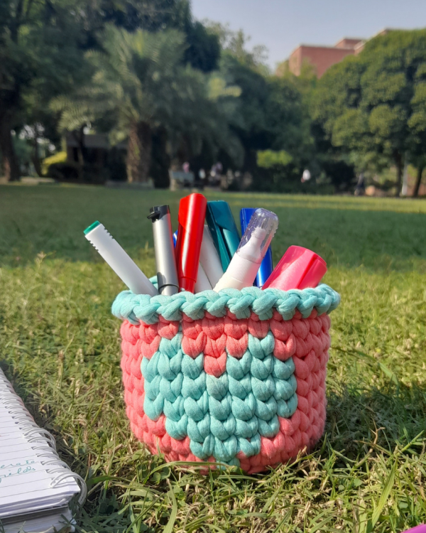Pixel heart basket